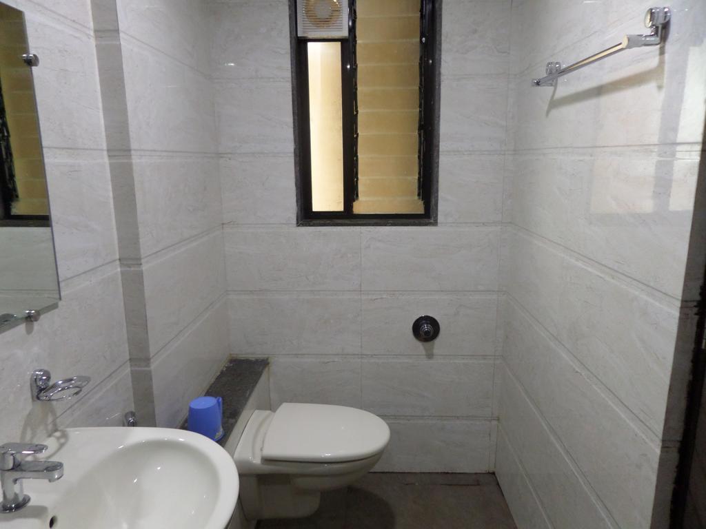 Hotel Sai Heera Residency Shirdi Exterior foto